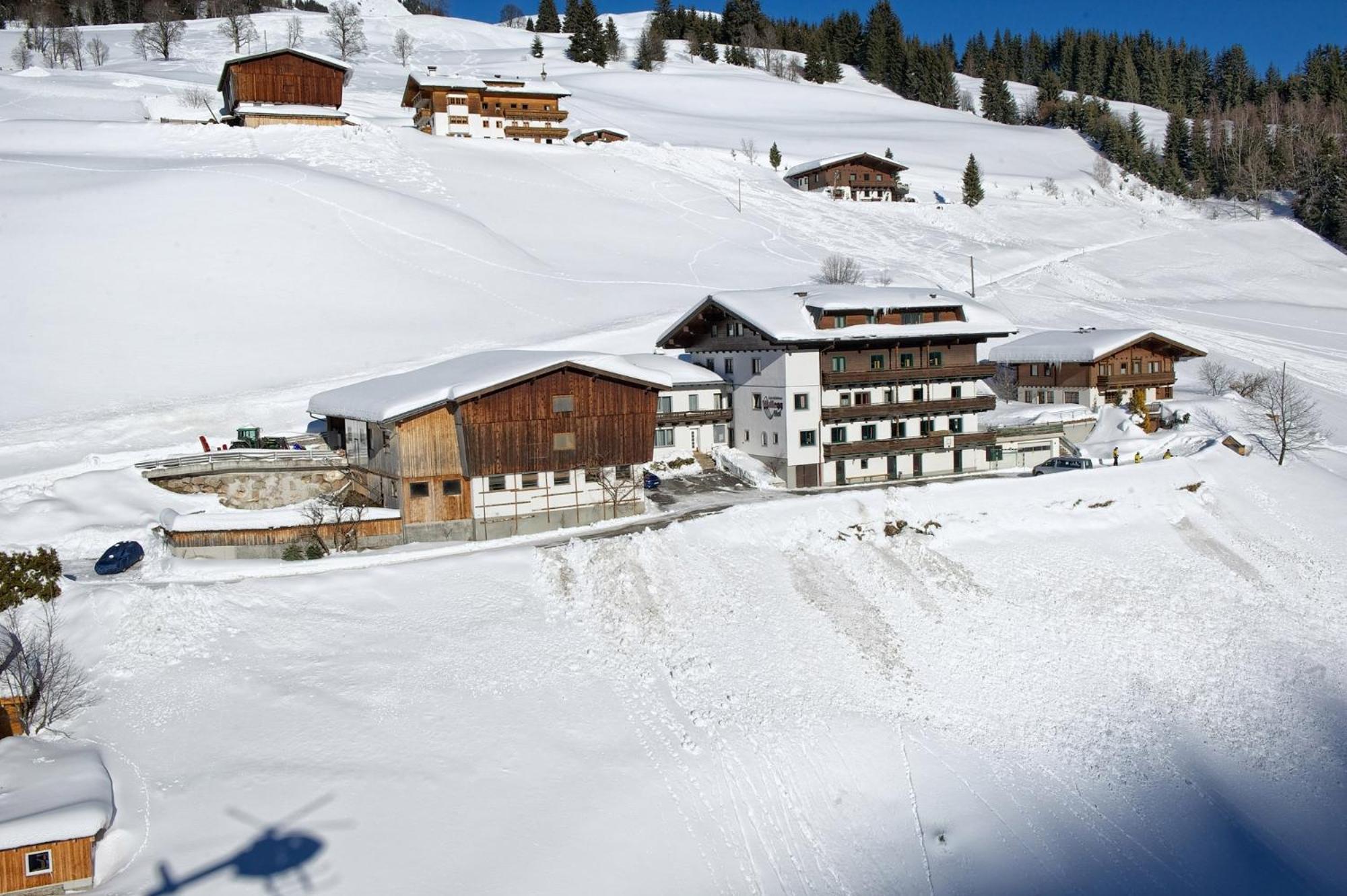 Ski In-Ski Out - Gaestehaeuser Saalbach-Hinterglemm - Wallegghof Christianhof Luaran gambar