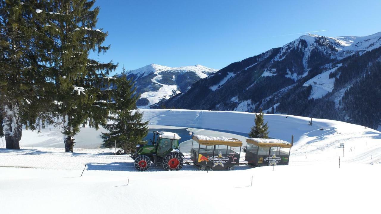 Ski In-Ski Out - Gaestehaeuser Saalbach-Hinterglemm - Wallegghof Christianhof Luaran gambar